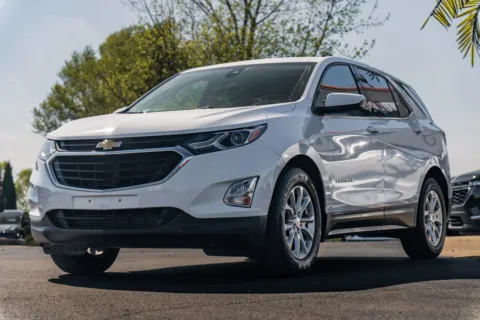 More photos of 2020 Chevrolet Equinox LT at Lux Motors, IN