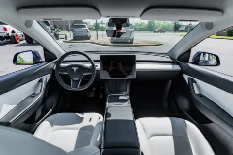 Photos of 2022 Tesla Model Y Long Range for sale in Evansville, IN at Lux Motors