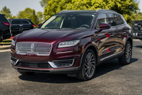 More photos of 2020 Lincoln Nautilus Reserve at Lux Motors, IN