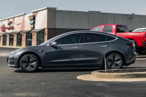 More photos of 2018 Tesla Model 3 Long Range Battery at Lux Motors, IN