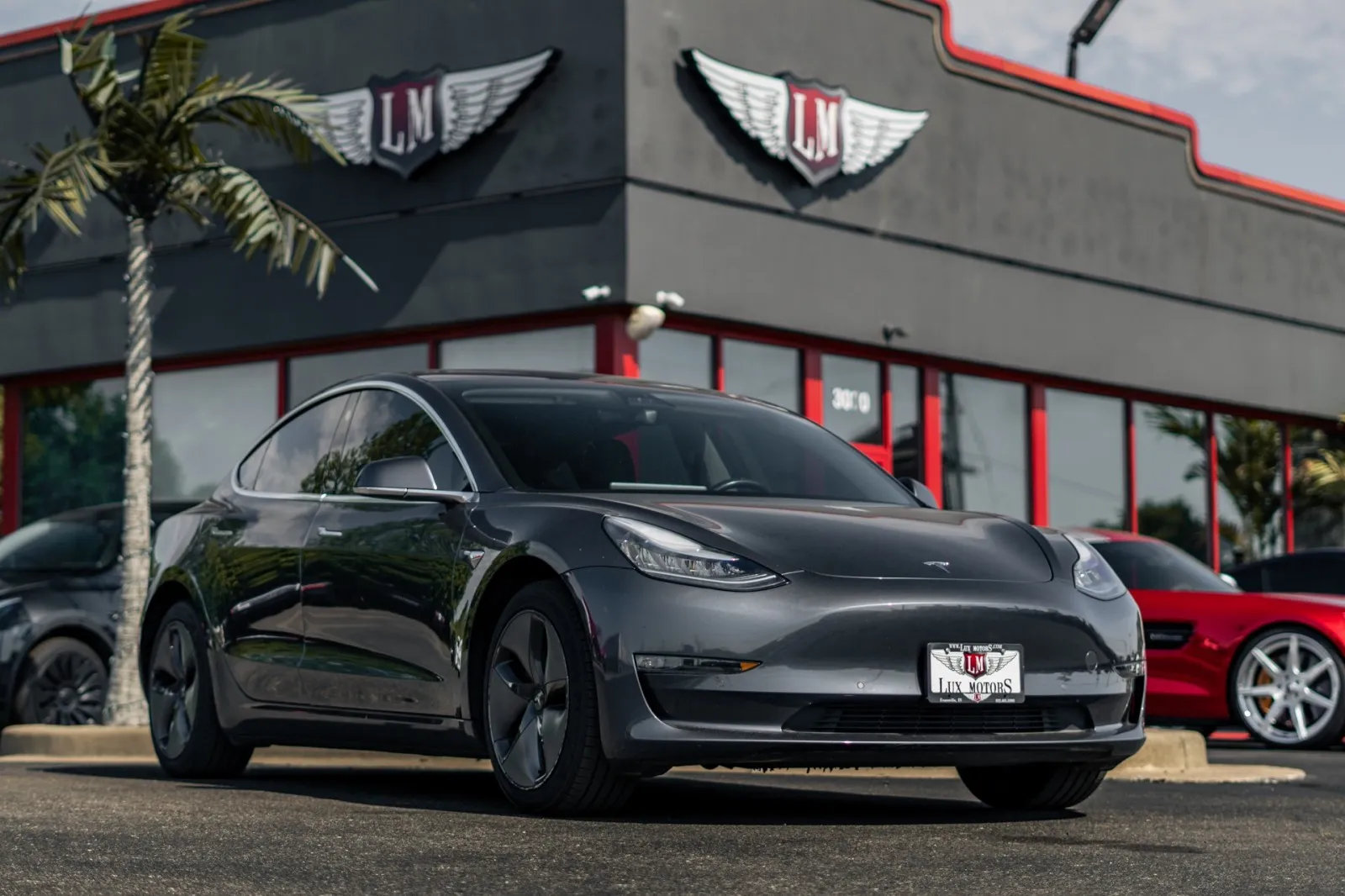 Silver 2018 Tesla Model 3 Long Range Battery for sale in Evansville, IN