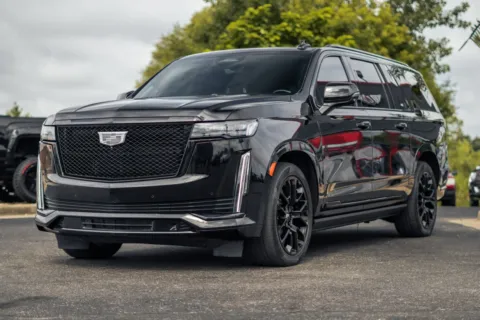 More photos of 2022 Cadillac Escalade ESV Sport Platinum at Lux Motors, IN
