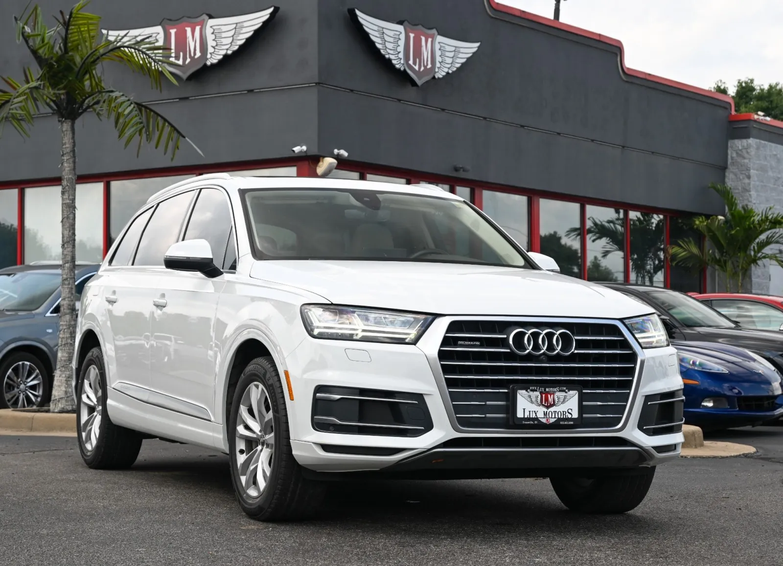 White 2019 Audi Q7 Premium Plus for sale in Evansville, IN