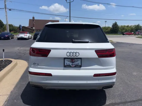 More photos of 2019 Audi Q7 Premium Plus at Lux Motors, IN