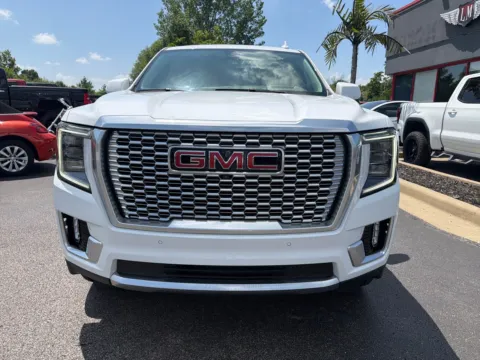 Photos of 2021 GMC Yukon XL Denali for sale in Evansville, IN at Lux Motors