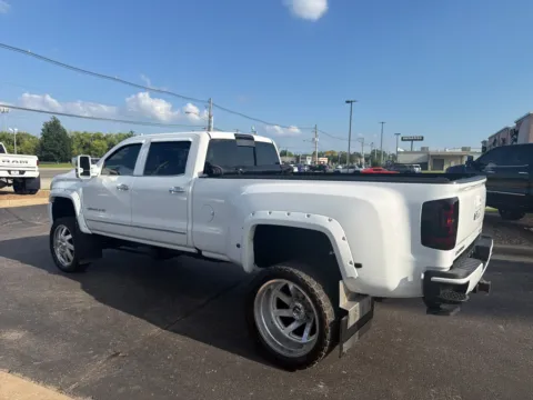 More photos of 2016 GMC Sierra 3500HD Denali at Lux Motors, IN