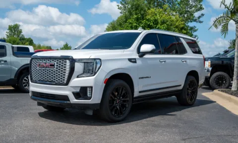 More photos of 2024 GMC Yukon Denali at Lux Motors, IN