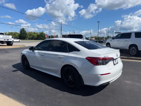 More photos of 2022 Honda Civic Sedan Sport at Lux Motors, IN