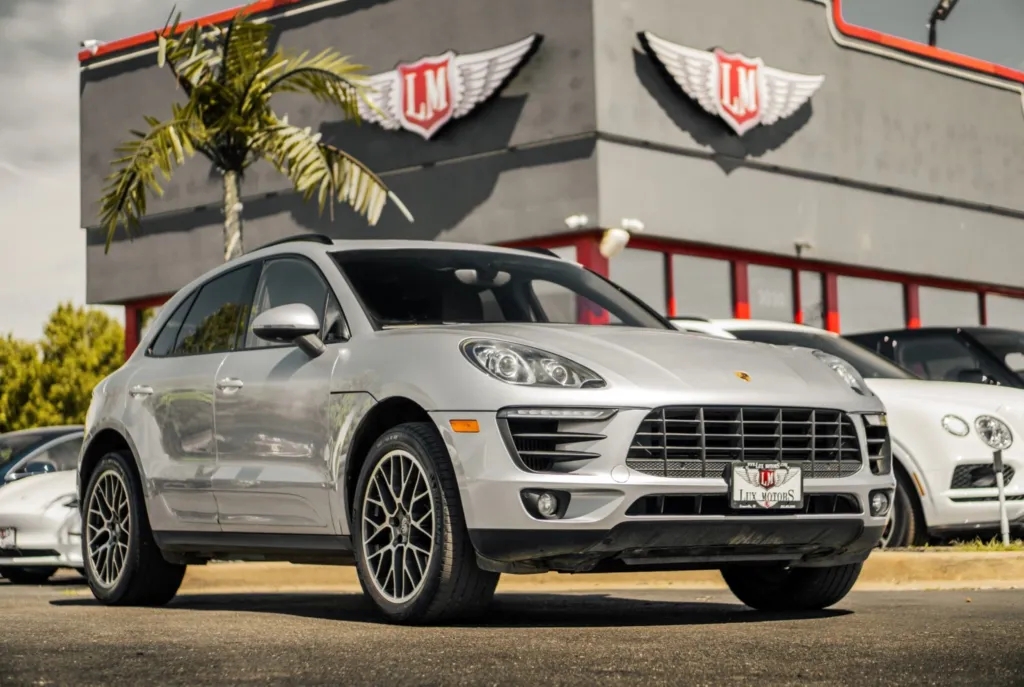 Used 2016 Porsche Macan S for sale in Evansville, IN at Lux Motors