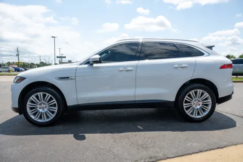 More photos of 2020 Jaguar F-PACE 30t Portfolio at Lux Motors, IN