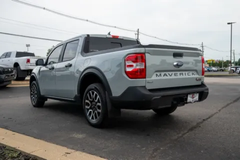 More photos of 2023 Ford Maverick LARIAT at Lux Motors, IN