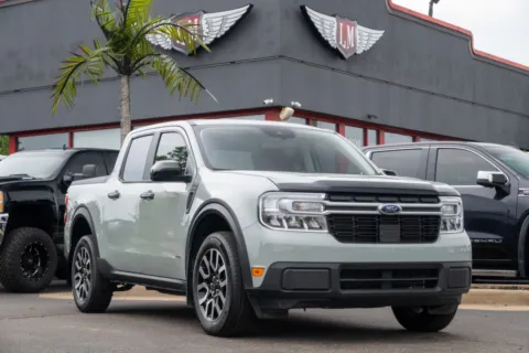Gray 2023 Ford Maverick LARIAT for sale in Evansville, IN