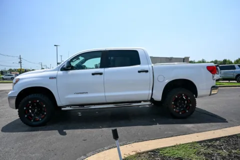 More photos of 2011 Toyota Tundra 4WD Truck Grade at Lux Motors, IN