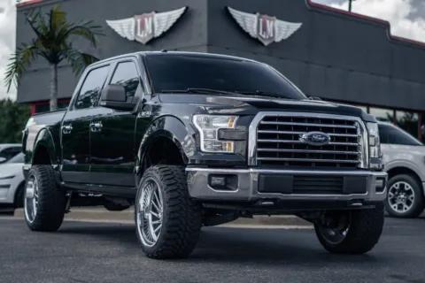 Black 2017 Ford F-150 XLT for sale in Evansville, IN