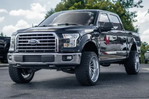 More photos of 2017 Ford F-150 XLT at Lux Motors, IN
