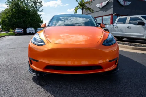 Photos of 2022 Tesla Model Y Performance for sale in Evansville, IN at Lux Motors