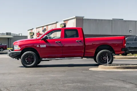 More photos of 2016 Ram 2500 Tradesman at Lux Motors, IN