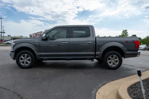More photos of 2018 Ford F-150 LARIAT at Lux Motors, IN