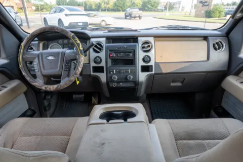 Photos of 2009 Ford F-150 XLT for sale in Evansville, IN at Lux Motors