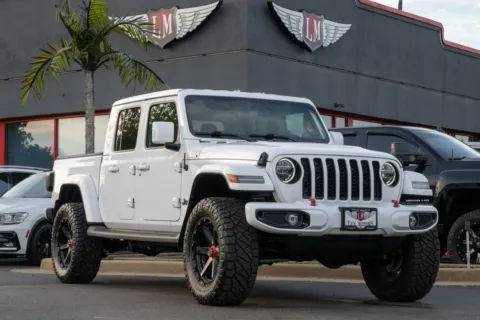 White 2022 Jeep Gladiator High Altitude for sale in Evansville, IN