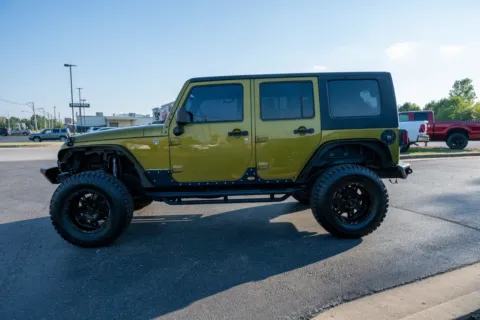More photos of 2008 Jeep Wrangler Unlimited Rubicon at Lux Motors, IN