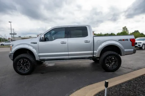 More photos of 2019 Ford F-150 LARIAT at Lux Motors, IN