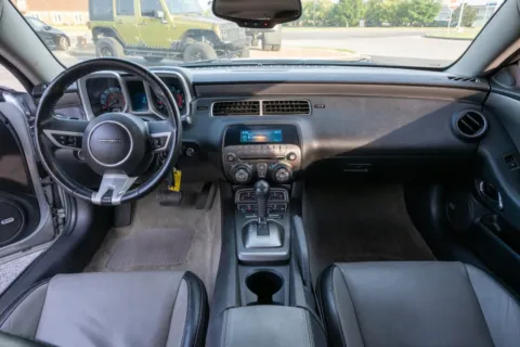Photos of 2011 Chevrolet Camaro 2SS for sale in Evansville, IN at Lux Motors
