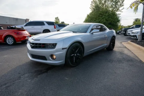 More photos of 2011 Chevrolet Camaro 2SS at Lux Motors, IN