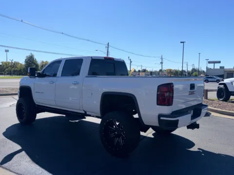 More photos of 2016 GMC Sierra 2500 HD Denali at Lux Motors, IN