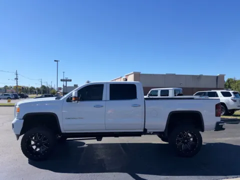 More photos of 2016 GMC Sierra 2500 HD Denali at Lux Motors, IN