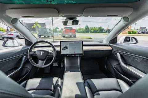 Photos of 2018 Tesla Model 3 Long Range Battery for sale in Evansville, IN at Lux Motors