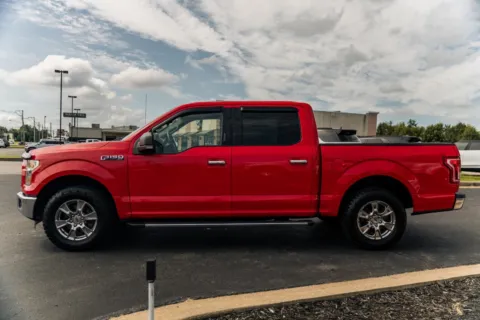 More photos of 2016 Ford F-150 XLT at Lux Motors, IN