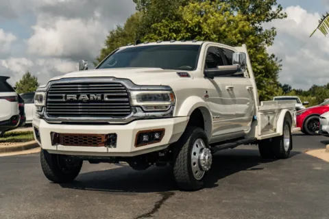 More photos of 2022 Ram 4500 Chassis Cab Laramie at Lux Motors, IN
