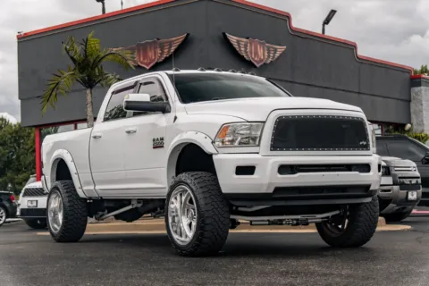 White 2018 Ram 2500 SLT for sale in Evansville, IN