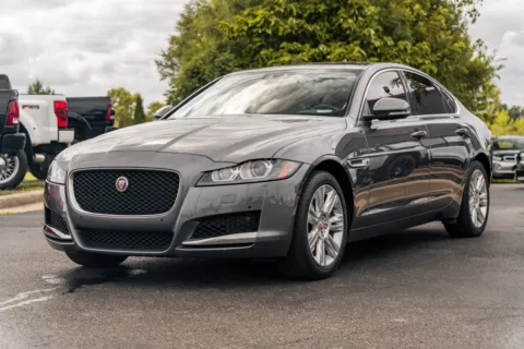 More photos of 2016 Jaguar XF 35t Premium at Lux Motors, IN