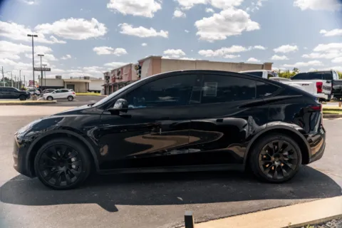 More photos of 2023 Tesla Model Y Long Range at Lux Motors, IN