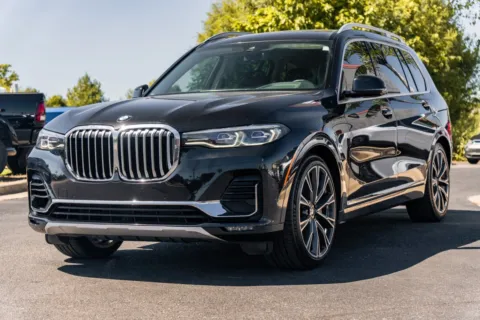 More photos of 2020 BMW X7 xDrive40i at Lux Motors, IN