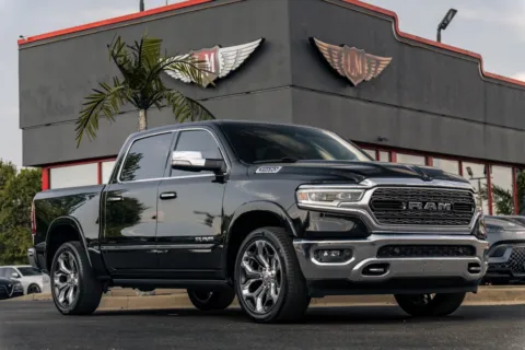 Black 2020 Ram 1500 Limited for sale in Evansville, IN