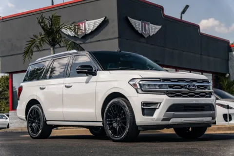 White 2022 Ford Expedition Platinum for sale in Evansville, IN