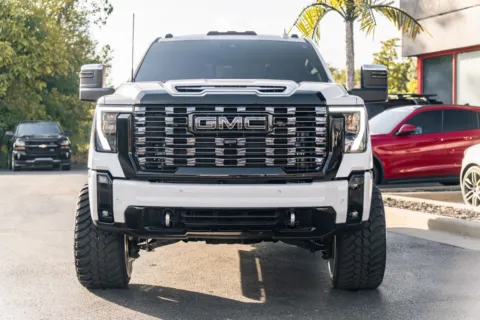 Another view of 2025 GMC Sierra 2500HD Denali Ultimate for sale in Evansville, IN at Lux Motors