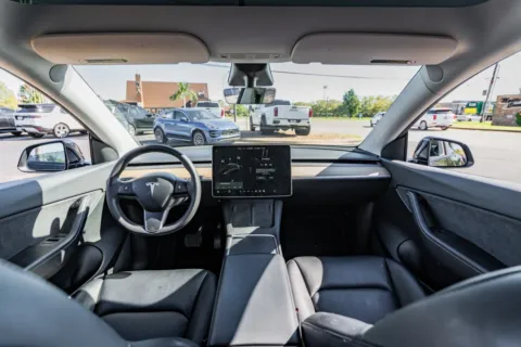 Photos of 2021 Tesla Model Y Long Range for sale in Evansville, IN at Lux Motors
