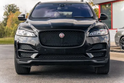 Photos of 2018 Jaguar F-PACE 20d Prestige for sale in Evansville, IN at Lux Motors