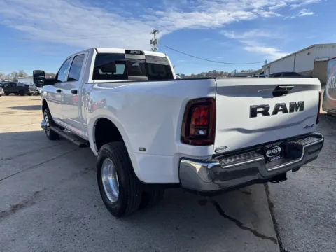 More photos of 2026 Ram 3500 Tradesman at Braden Chrysler Dodge Jeep Ram, OH
