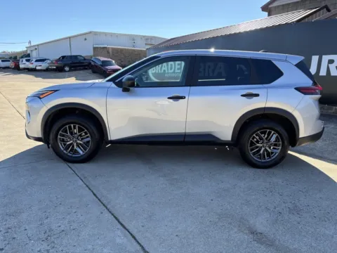 More photos of 2024 Nissan Rogue S at Braden Chrysler Dodge Jeep Ram, OH