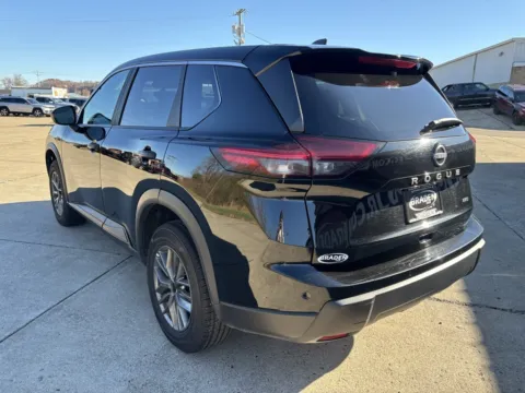 More photos of 2024 Nissan Rogue S at Braden Chrysler Dodge Jeep Ram, OH