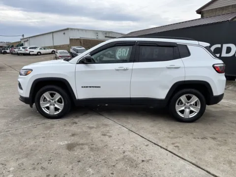 More photos of 2022 Jeep Compass Latitude at Braden Chrysler Dodge Jeep Ram, OH