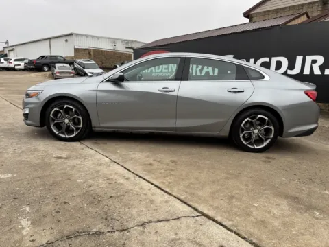 More photos of 2024 Chevrolet Malibu LT at Braden Chrysler Dodge Jeep Ram, OH