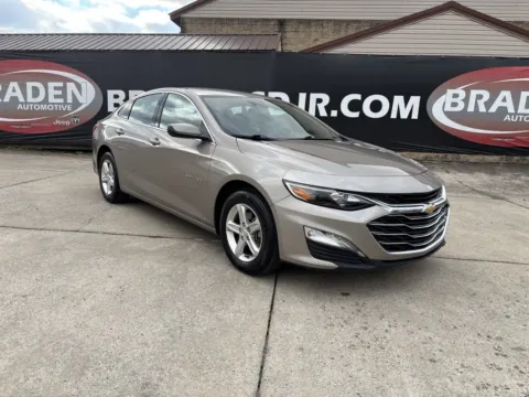 Gray 2024 Chevrolet Malibu LT for sale in Gallipolis, OH