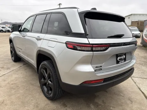 More photos of 2025 Jeep Grand Cherokee Altitude X at Braden Chrysler Dodge Jeep Ram, OH