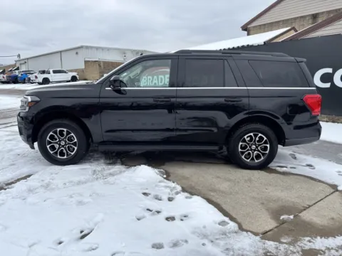 More photos of 2024 Ford Expedition XLT at Braden Chrysler Dodge Jeep Ram, OH
